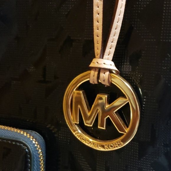 Michael Kors Metallic Green Satchel - Picture 2 of 8